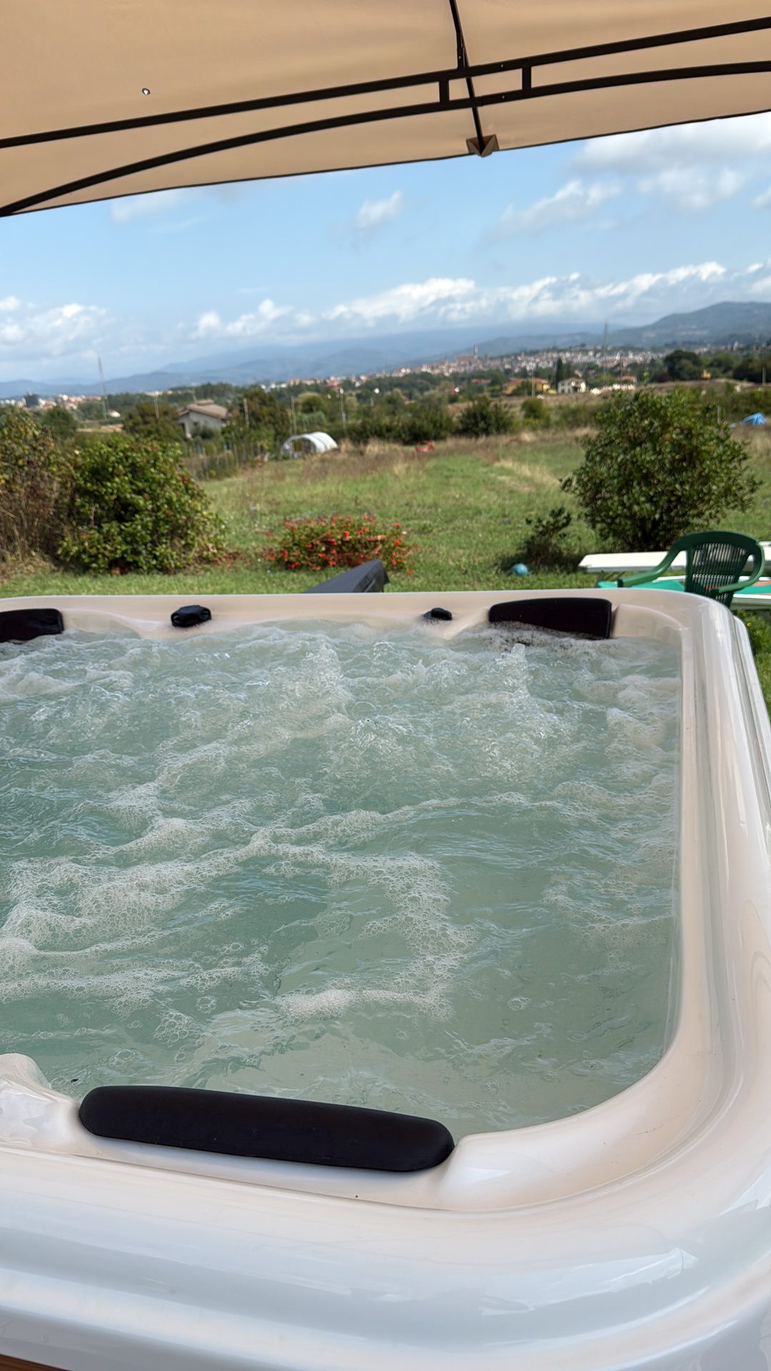 Jacuzzi di giorno